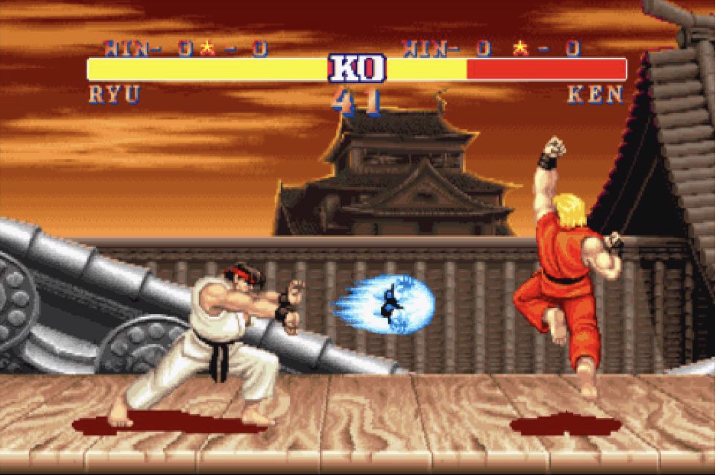 Bonecos do Jogo Street Fighter anos 90 sendo Ryu, Zangi