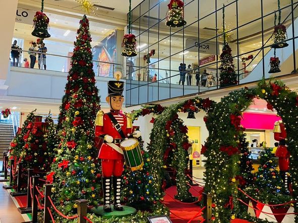 Decoração de Natal no Shopping Center Lapa por Divulgação