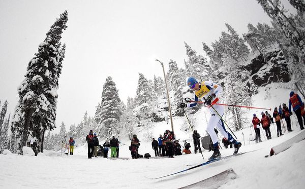 Copa Mundial Nórdica de Ruka na Finlândia por MARTII KAINULAINEN/AFP 