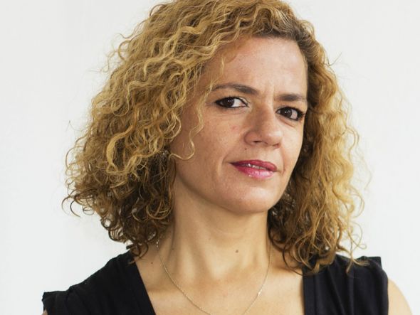 A jornalista portuguesa Joana Gorjão Henriques fala sobre racismo, na mesa de sábado (11) por Foto: Ricardo Maneira/Divulgação
