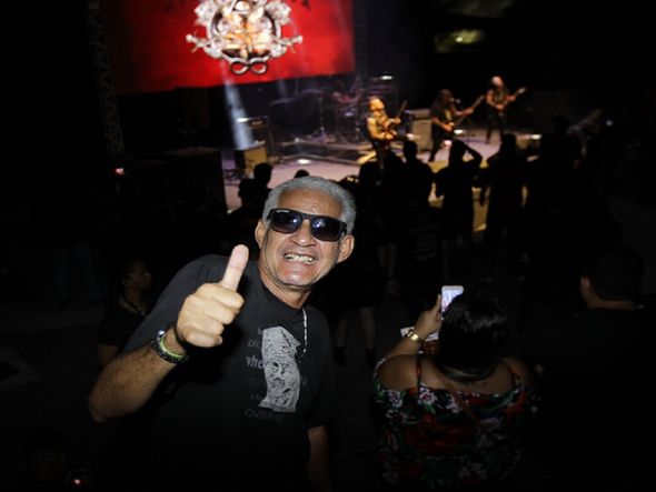 'O rock é minha vida', afirma securitário Cid Rui, de 55 anos  por Foto: Arisson Marinho/ CORREIO