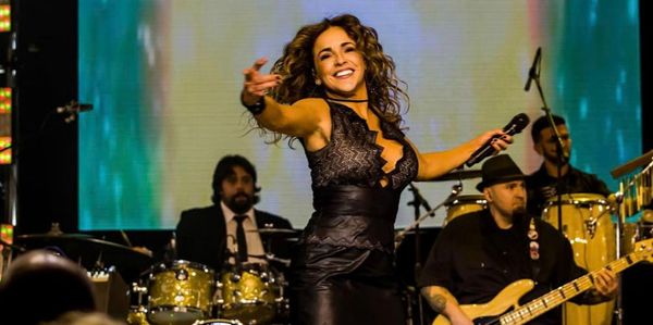 Daniela Mercury se apresenta domingo, às 20h50, com Johnny Hooker e As Bahias e a Cozinha Mineira por Foto: Célia Santos/Divulgação