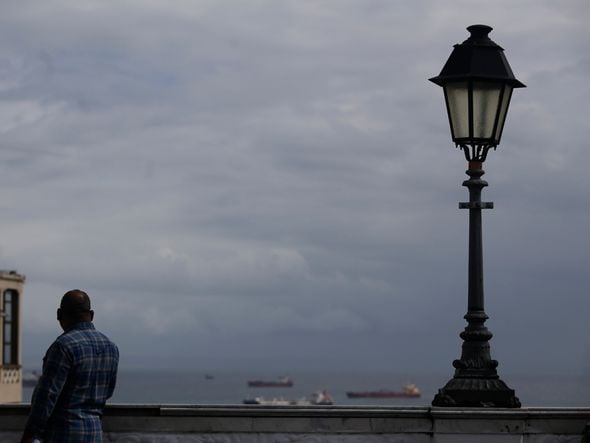 Imagem - Céu nublado e chuvas: confira a previsão do tempo para esta semana em Salvador