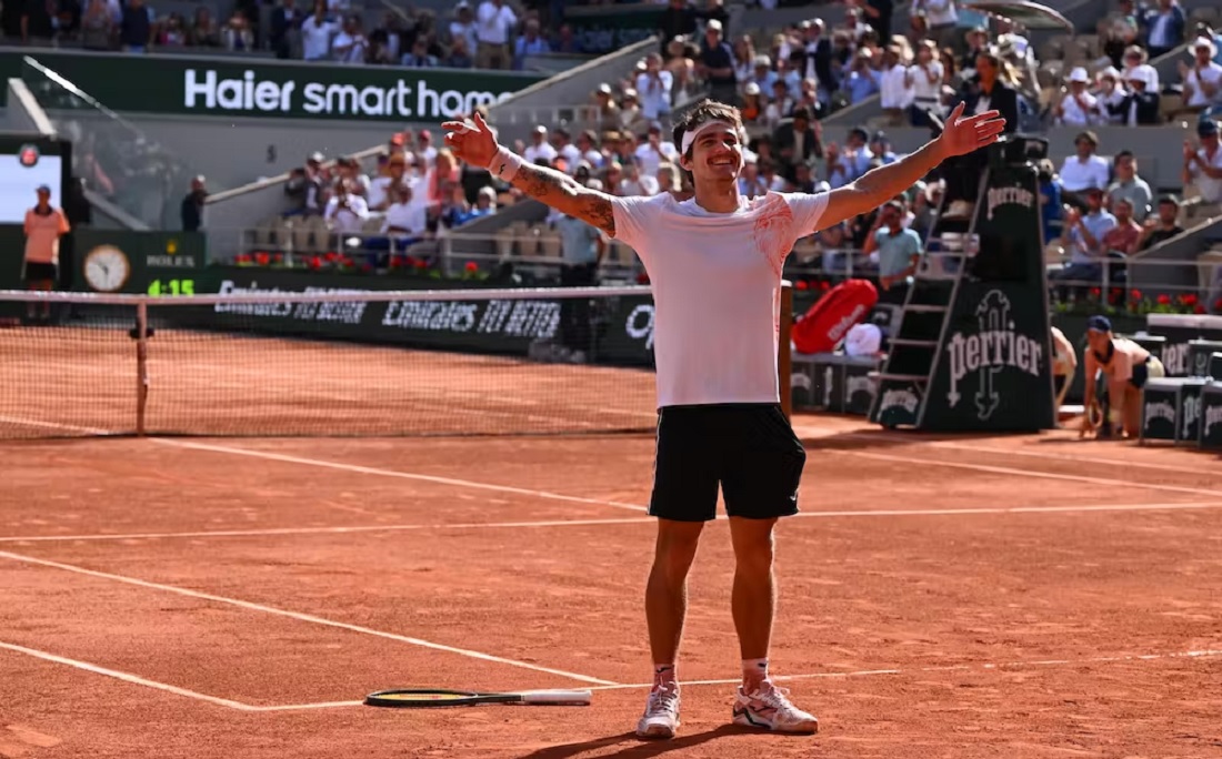 Tenista brasileiro alcança a final de Grand Slam após vitória