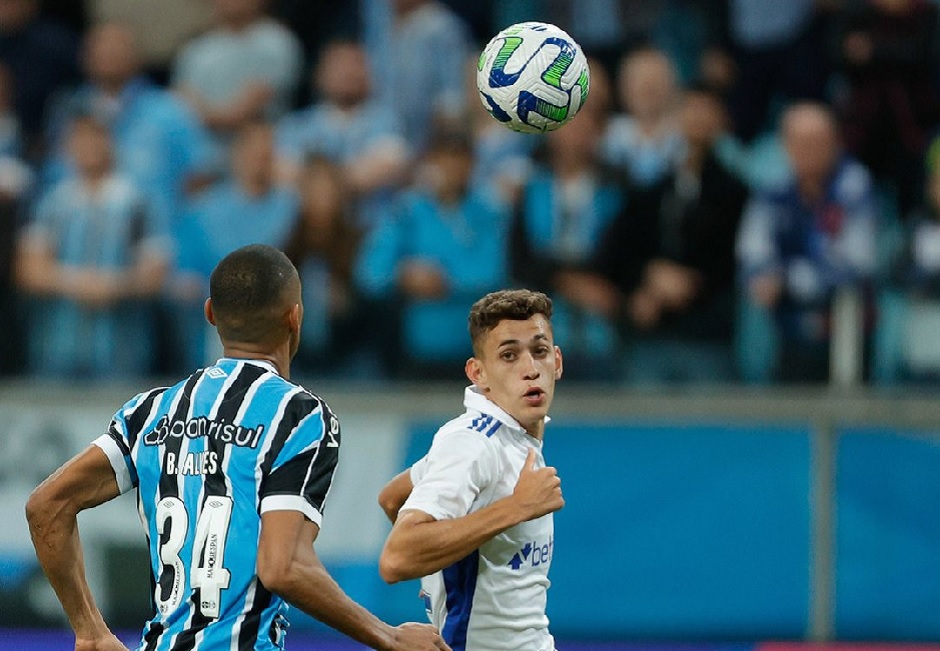 Everton salva o Grêmio e vira maior artilheiro da Arena - Grêmio