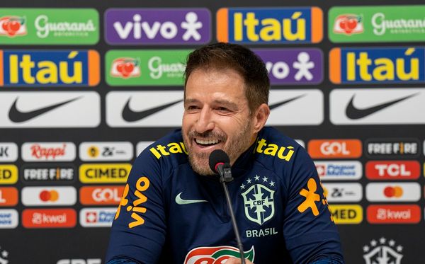 Ramon Menezes em entrevista coletiva por Joilson Marconne/CBF
