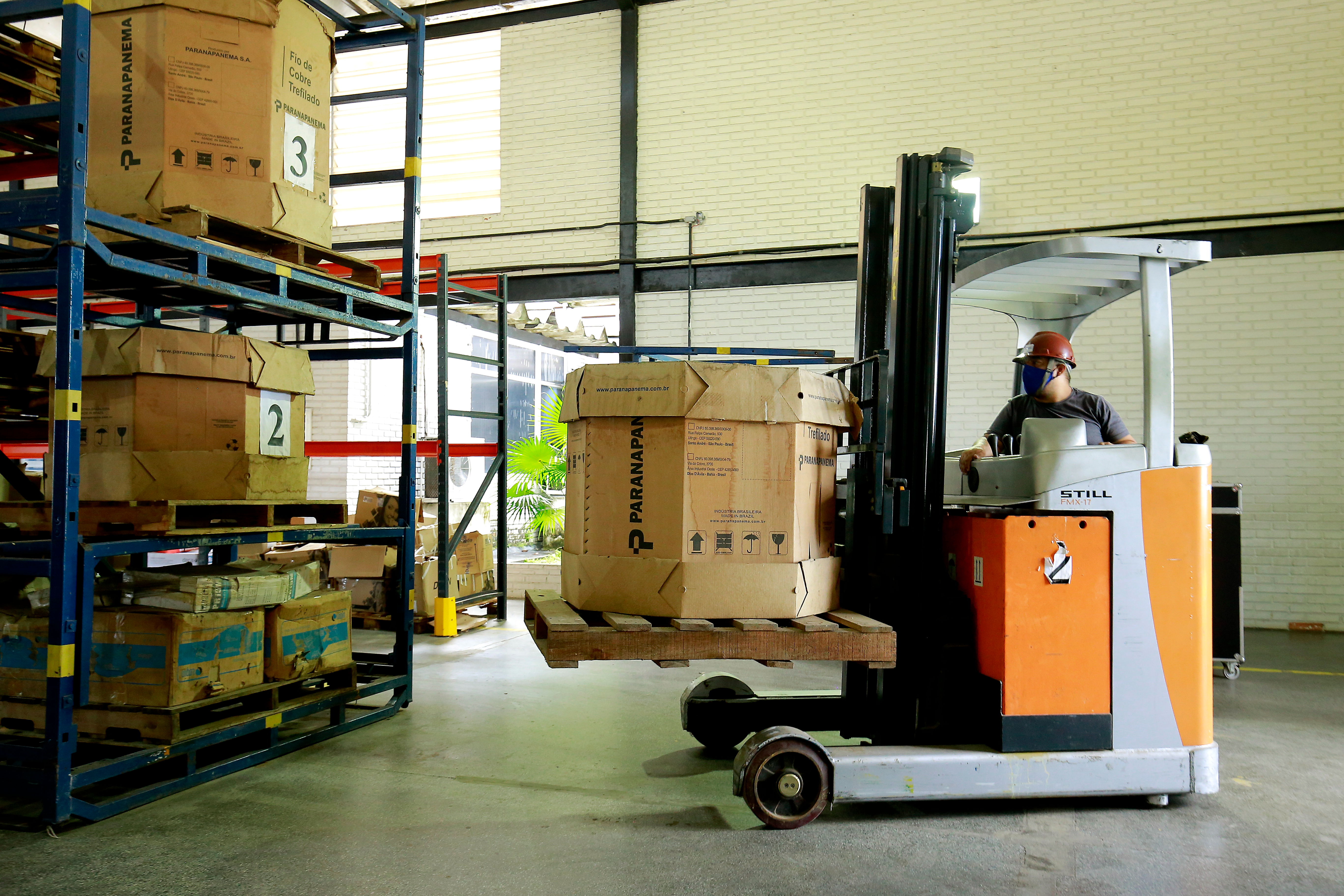 Reach Truck vs. Order Picker