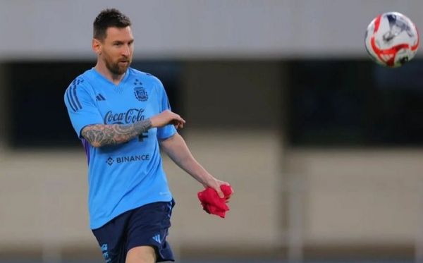 Messi em treino da seleção da Argentina