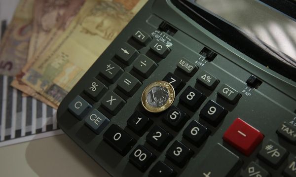 Bancos e finanças: Competitividade, metas agressivas e busca constante por resultados aparecem entre os fatores citados pela especialista. por Marcello Casal Jr./Agência Brasil 