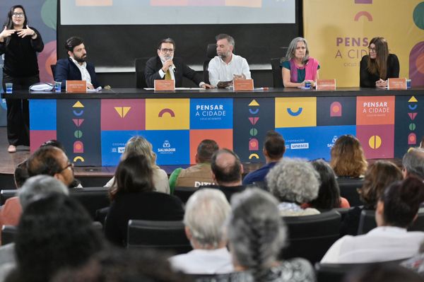 Fernando Quiroz, Paulo Miguez, Pedro Tourinho, Isabel de Paula e Tânia Scofielt, respectivamente por Paula Fróes/ CORREIO