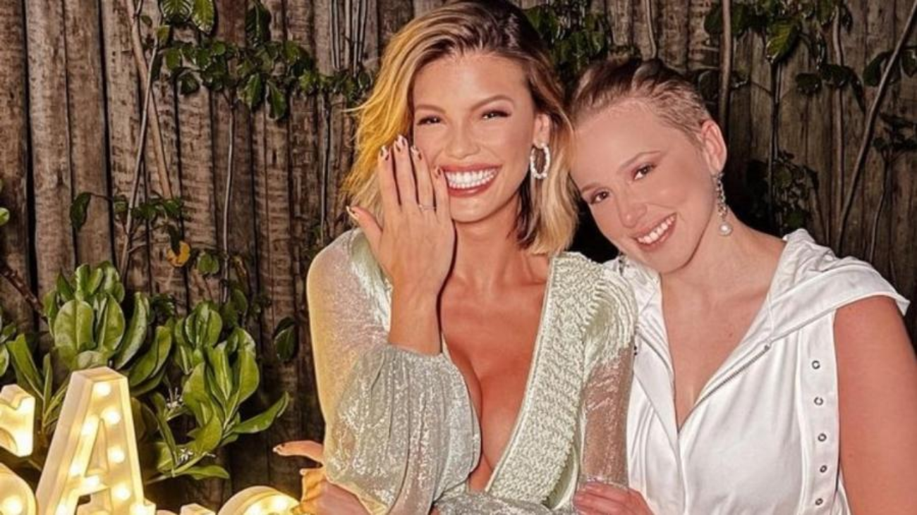 Marcella Rica e Vitória Strada por Redes sociais
