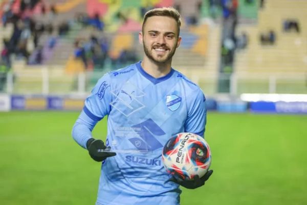 Vitória tenta contratar atacante Gabriel Poveda