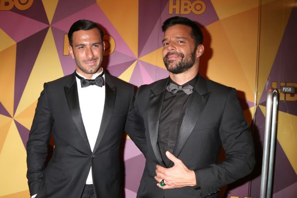 Jwan Yosef e RIcky Martin por Shutterstock