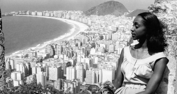 Léa Garcia em Orfeu Negro