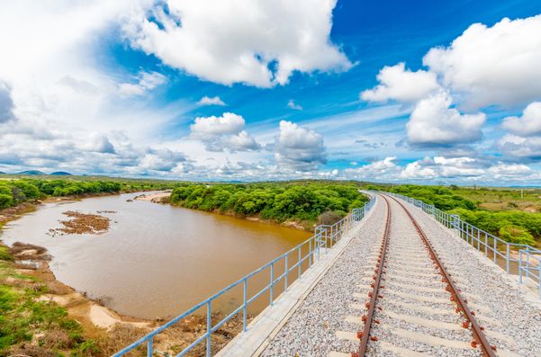 Trecho da Ferrovia de Integração Oeste-Leste