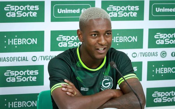 Volante Jhonny Lucas, do Goiás, é alvo do Vitória