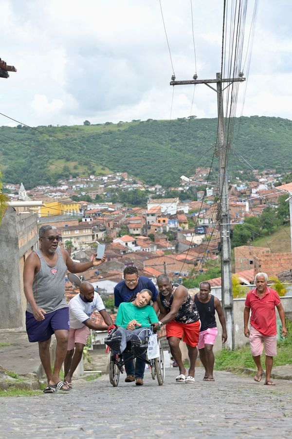 População busca abrigo em ponto de encontro