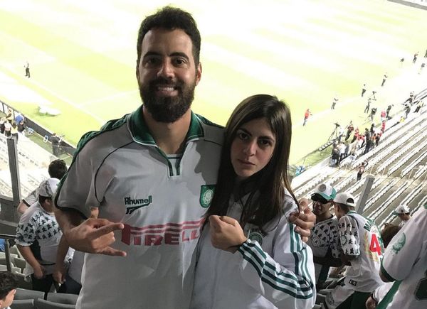 Felipe Anelli com sua irmã, Gabriela