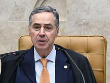 Imagem - Ministro Luís Roberto Barroso anuncia aposentadoria do STF