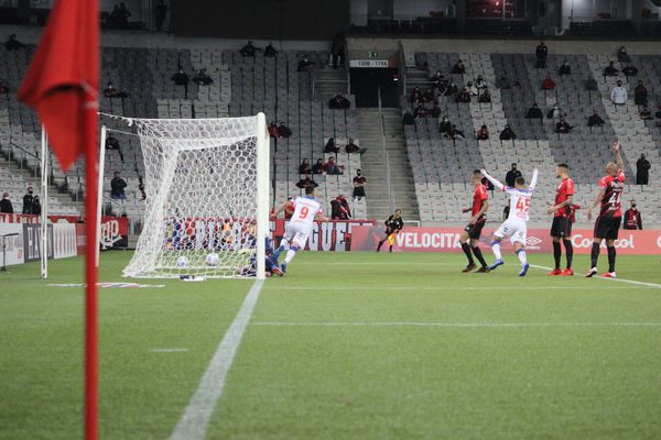 No último encontro, o Bahia venceu o Athletico-PR, em Curitiba, pelo Brasileirão