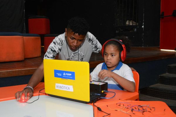 Prefeitura ampliou número de escolas com internet