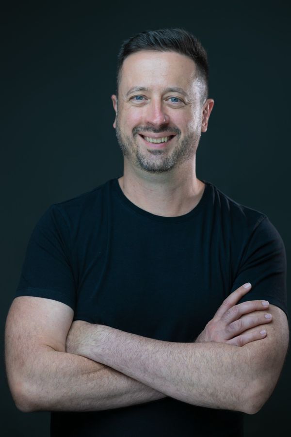 Alex Winetzki trabalha no mercado de tecnologia focado na Inteligência Artificial