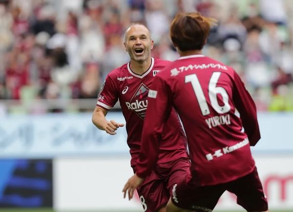 Iniesta está sem clube desde que deixou o Vissel Kobe