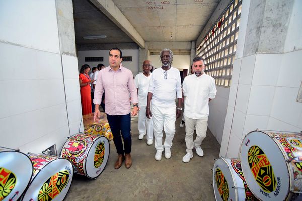 Bruno Reis, Vovô do Ilê e o secretário Pedro Tourinho por Valter Pontes/Prefeitura de Salvador