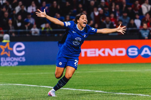 Sam Kerr é a melhor jogadora da seleção australiana por Divulgação/Twitter/ChelseaFCW