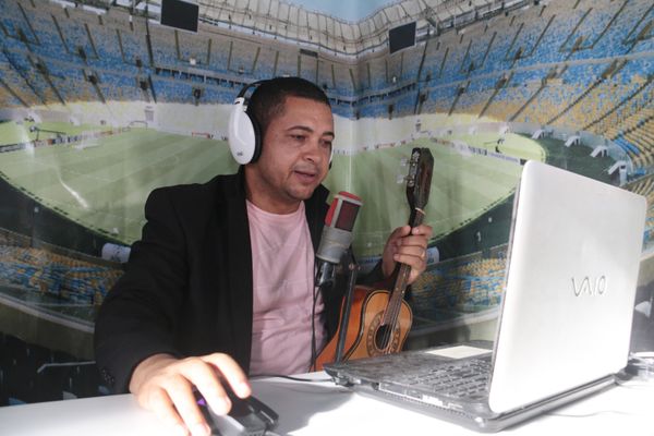 Zé do Radinho, narrado em seu estúdio improvisado no quarto, ao lado da cama, em  Vila de Abrantes