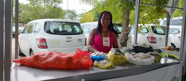  Carlania Nunes é mais uma produtora de orgânicos que faz parte da Rede Agroecologia Povos da Mata 