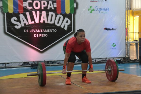 Copa Salvador de levantamento de peso por Ana Lúcia / CORREIO