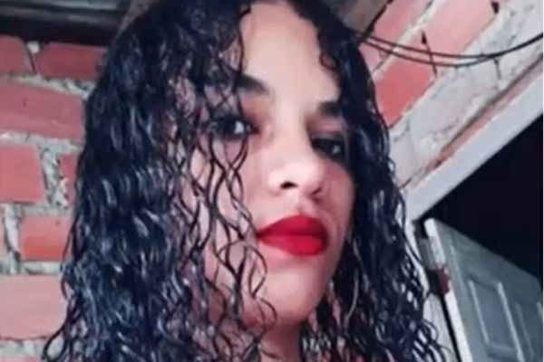 Viviane Souza Santos foi achada morta em tanque