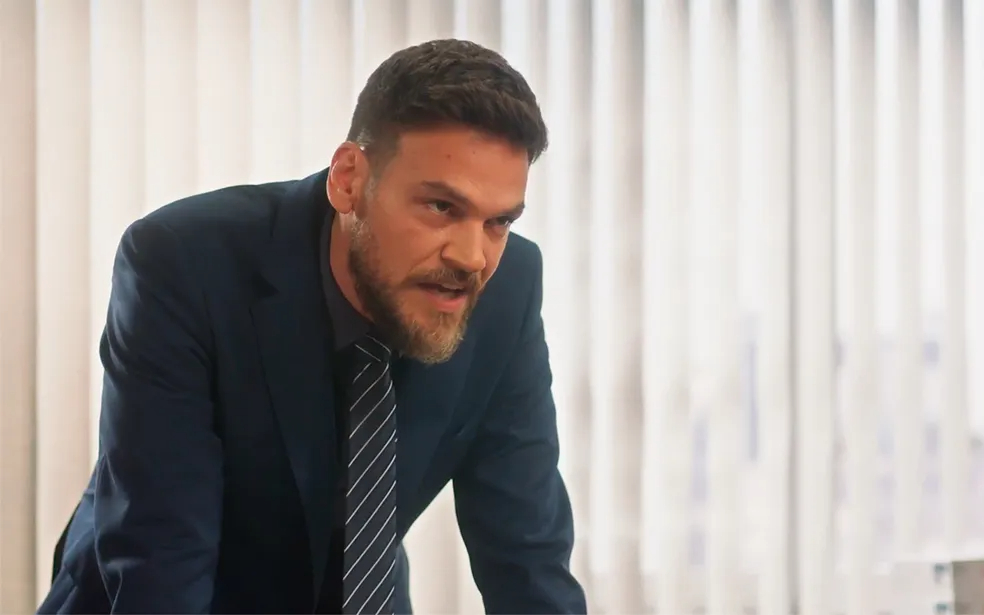 Emílio Dantas foi Theo em Vai na Fé por divulgação