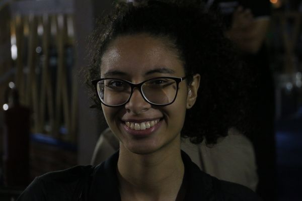 Julia de Oliveira, 21, descreve Mãe Stella como uma santidade para a religiosidade afro-baiana