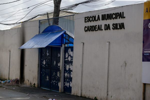 Escola Municipal Cardeal da Silva sem aulas no IAPI