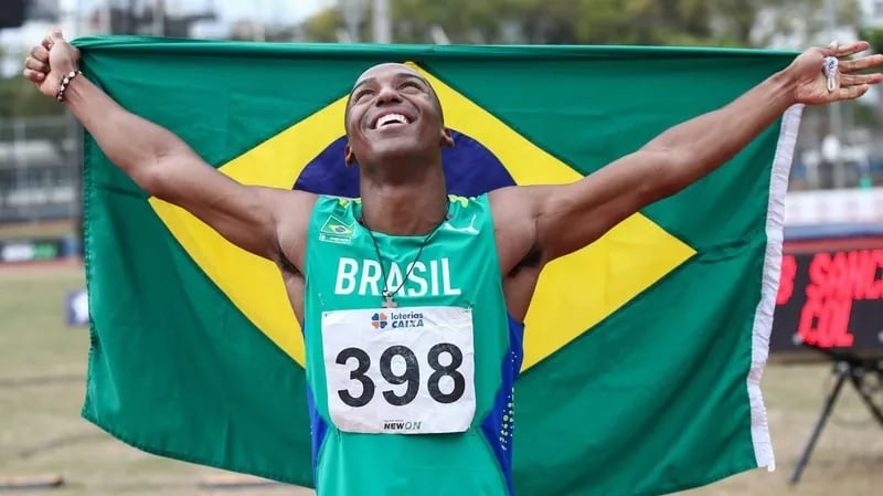 Newspaper Mail |  100m champion is caught in doping and Brazilian can inherit gold