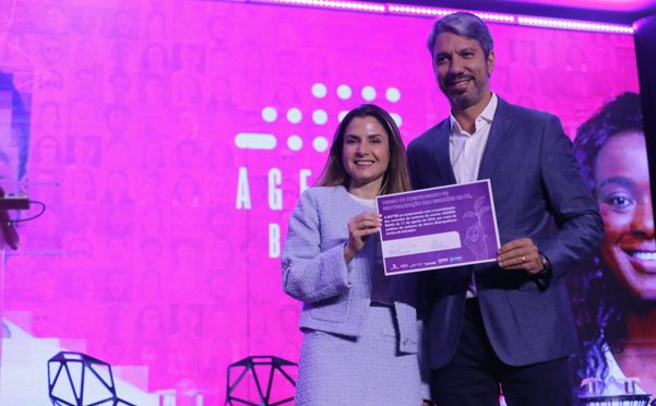 Renata Correia e Ângelo Castro: compromisso de neutralizar as emissões de gás carbônico geradas pelo Agenda Bahia