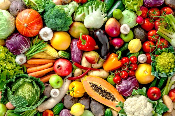 Frutas e vegetais compõem dieta saudável