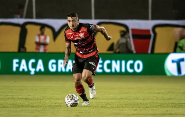 Pedro Bicalho vestiu a camisa do Vitória em apenas cinco jogos