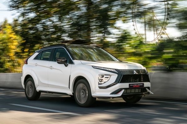 Eclipse Cross ganha versões especiais com apelo visual