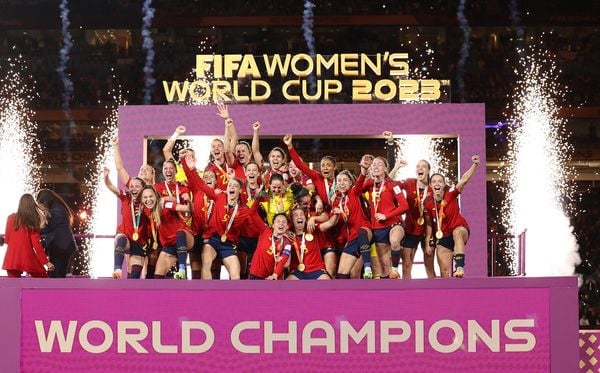 Espanha bate a Inglaterra e é campeã pela 1ª vez da Copa do Mundo Feminina