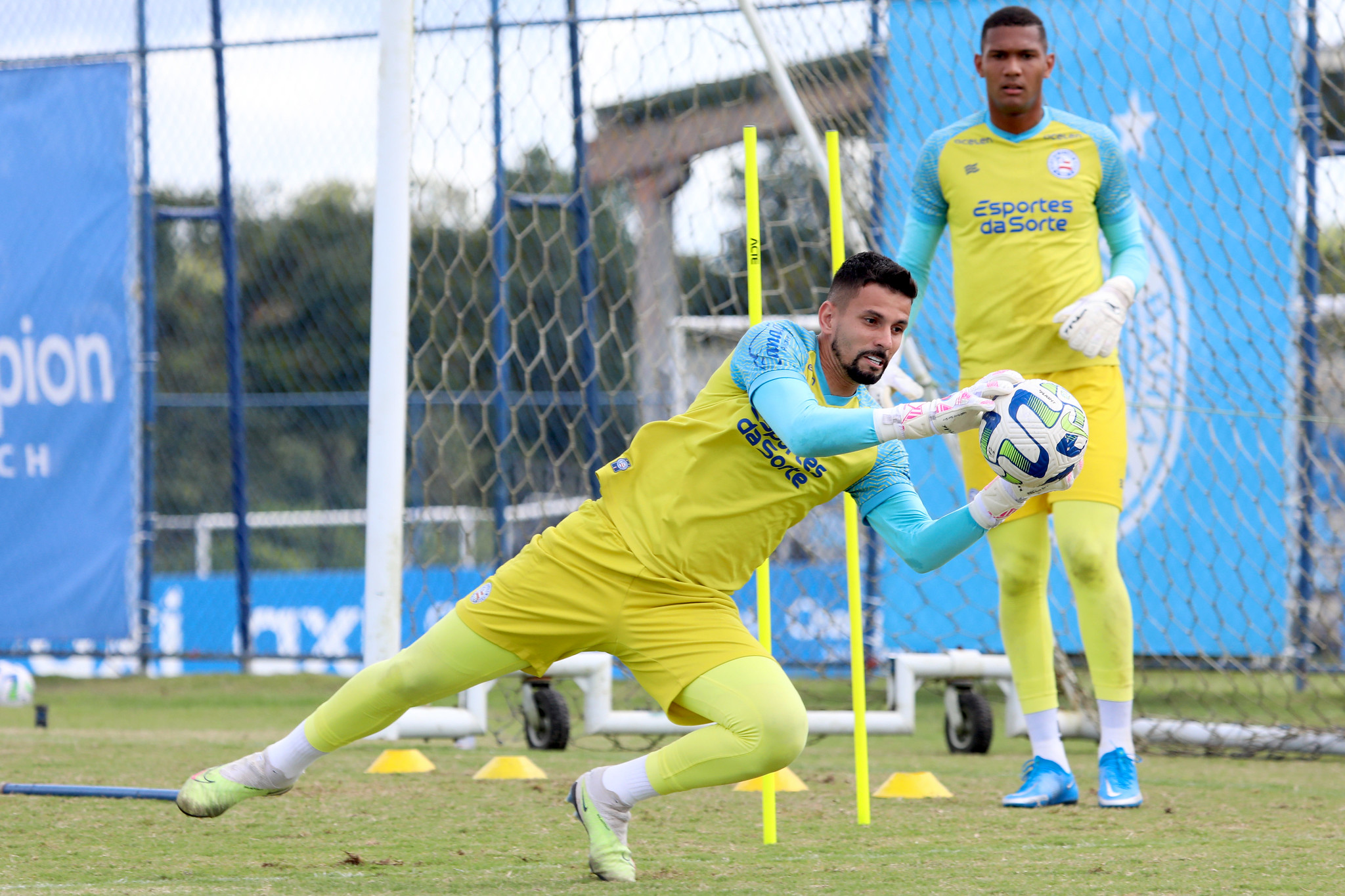 Léo Jardim é o goleiro com mais defesas difíceis do Brasileiro 2023;  confira os números