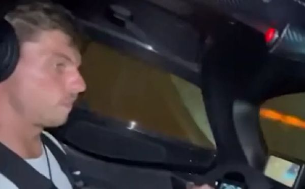 Max Verstappen foi filmado guiando Aston Martin Valkyrie acima da velocidade