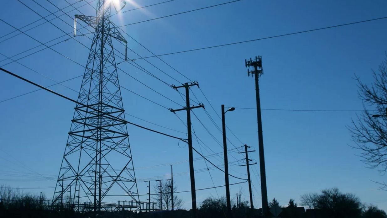 Imagem - Sem luz: cidades turísticas baianas sofrem com interrupção do fornecimento de energia no Verão