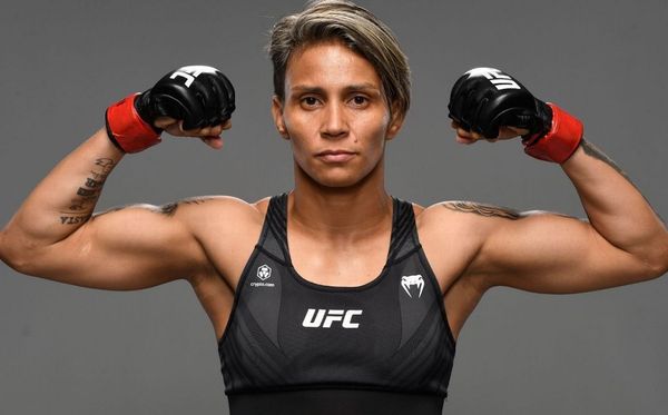 Amanda Lemos apareceu debilitada em vídeo postado nas redes sociais