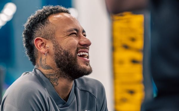 Neymar em treino do Al-Hilal: camisa 10 já tem data prevista para estrear