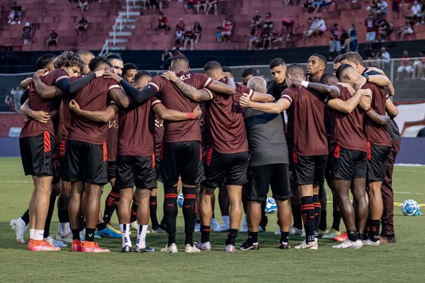 Elenco do Vitória conquistou posição confortável no G4 da Série B