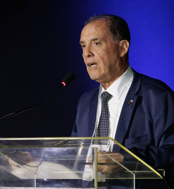 O coordenador do CTN-RJ, almirante Ilques Barbosa Júnior, defendeu a criação, em nível federal, de uma Secretaria de Desenvolvimento da Economia do Mar[