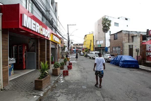 Comércio voltou a abrir